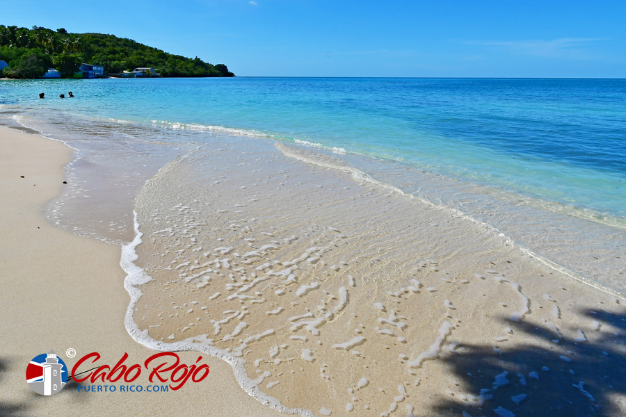 Playa Buye - One of the best beaches on the west coast, clear and safe water for swimming. 